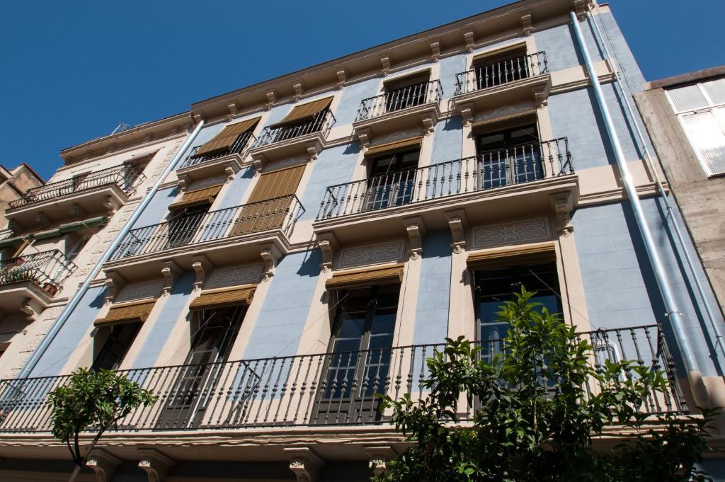 Short Stay Group Gracia Serviced Apartments Барселона Екстериор снимка