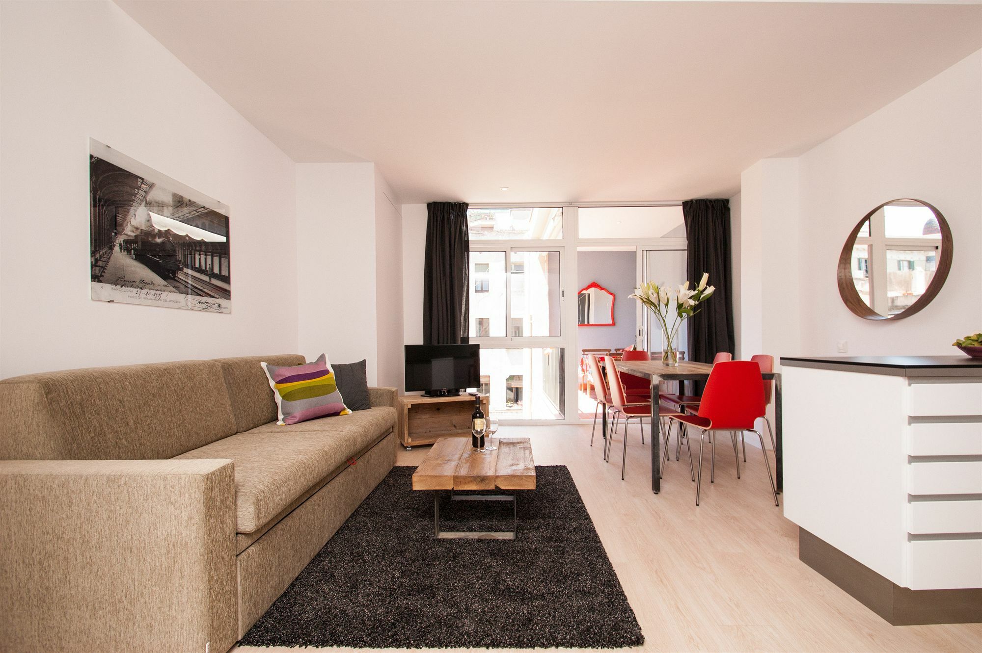 Short Stay Group Gracia Serviced Apartments Барселона Екстериор снимка