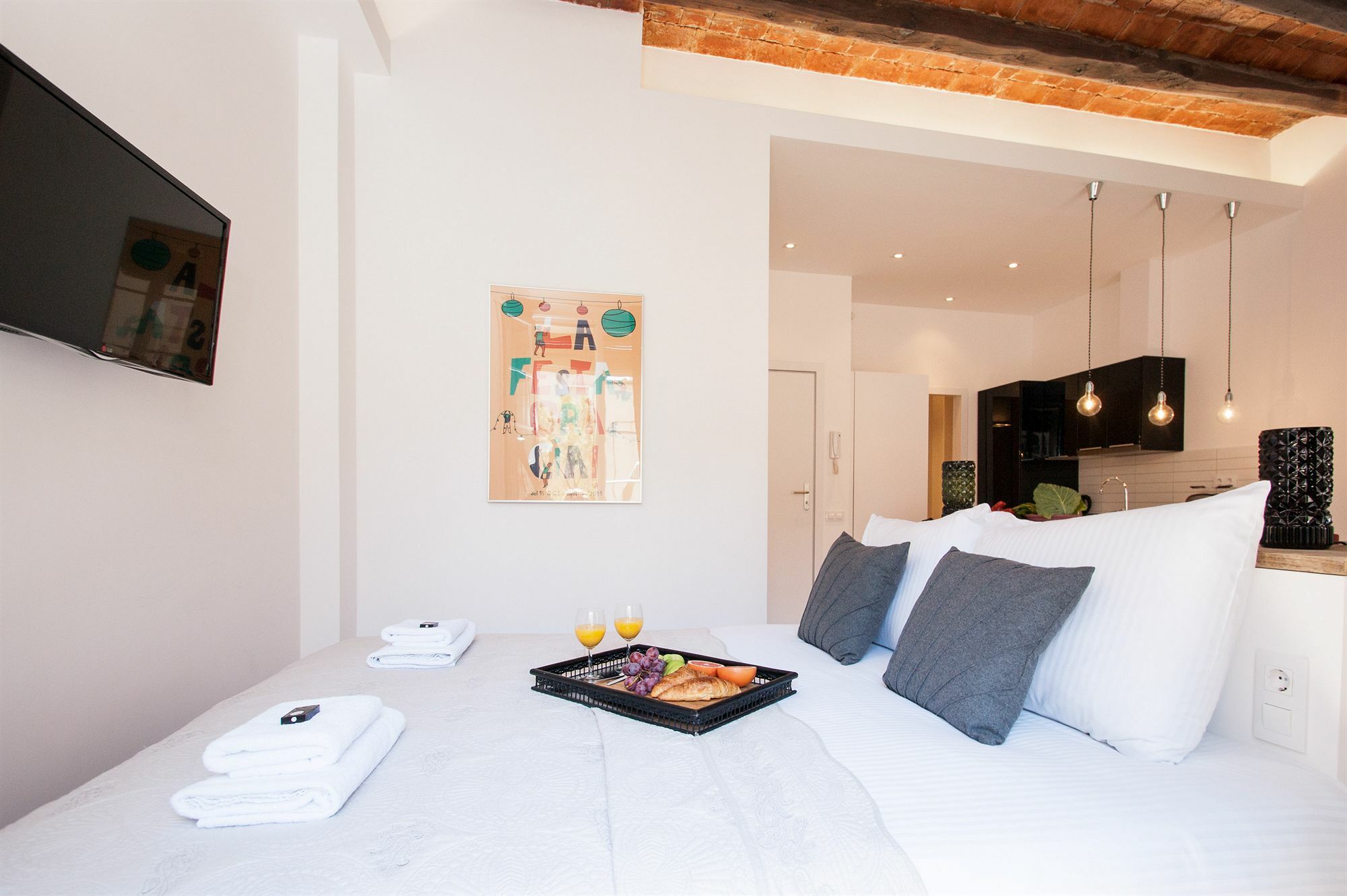 Short Stay Group Gracia Serviced Apartments Барселона Екстериор снимка